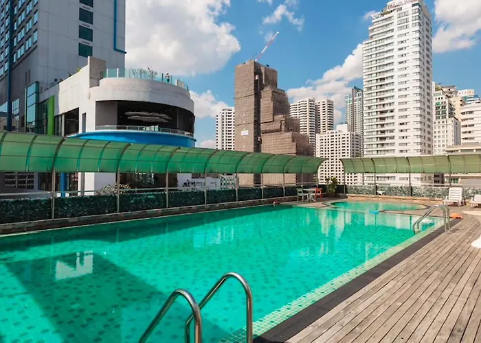 Jj Suites Hotel